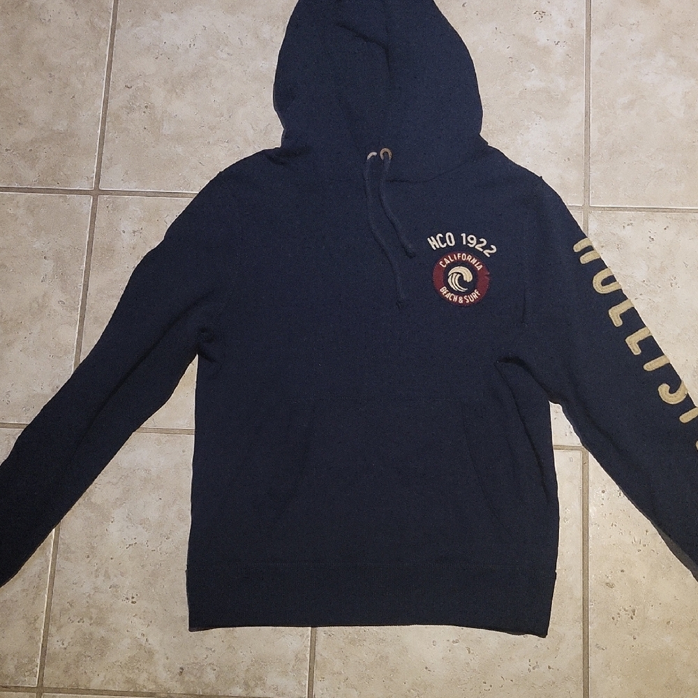 Hollister Men's Dark Blue Hoodie with Gold Accents